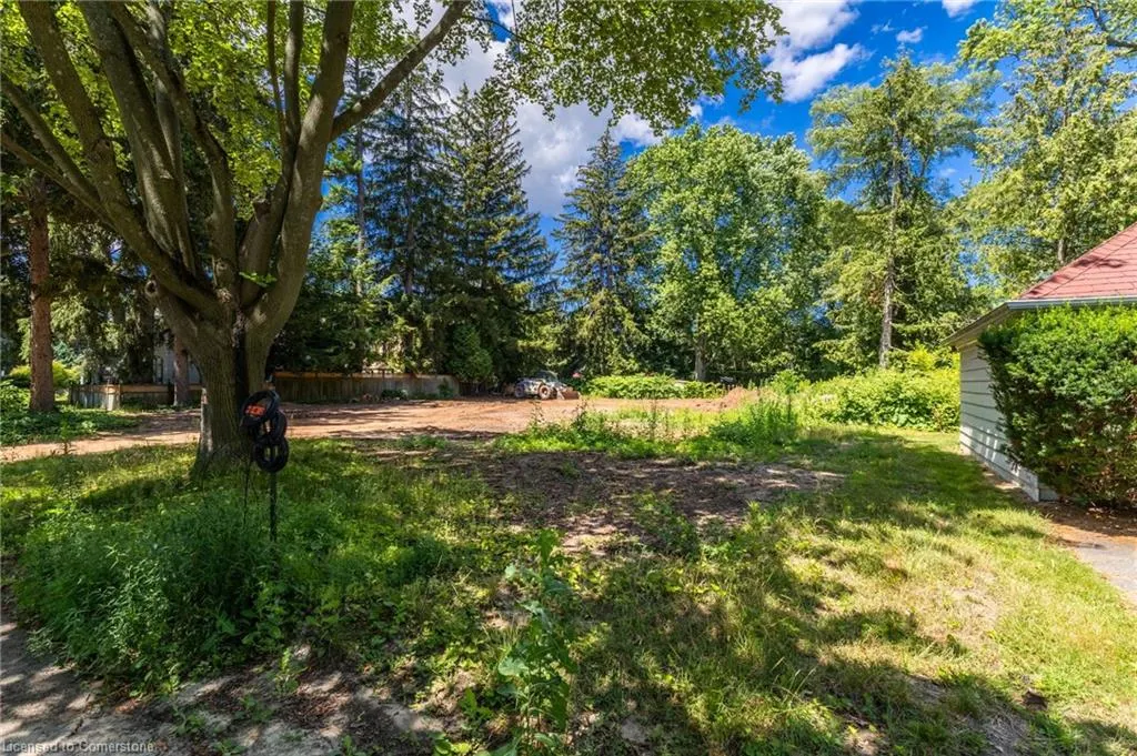 2379 Lakeshore Road