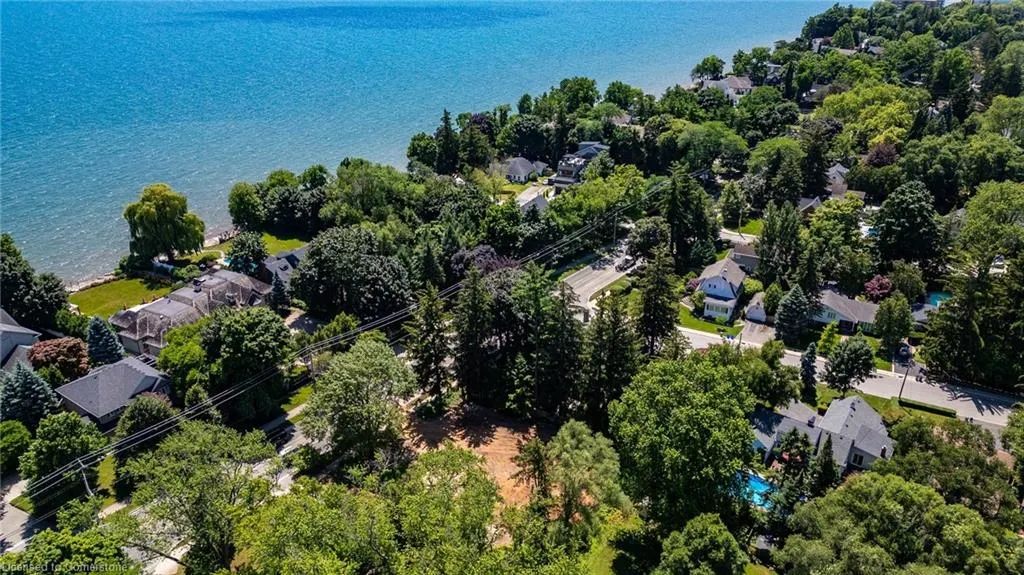 2379 Lakeshore Road