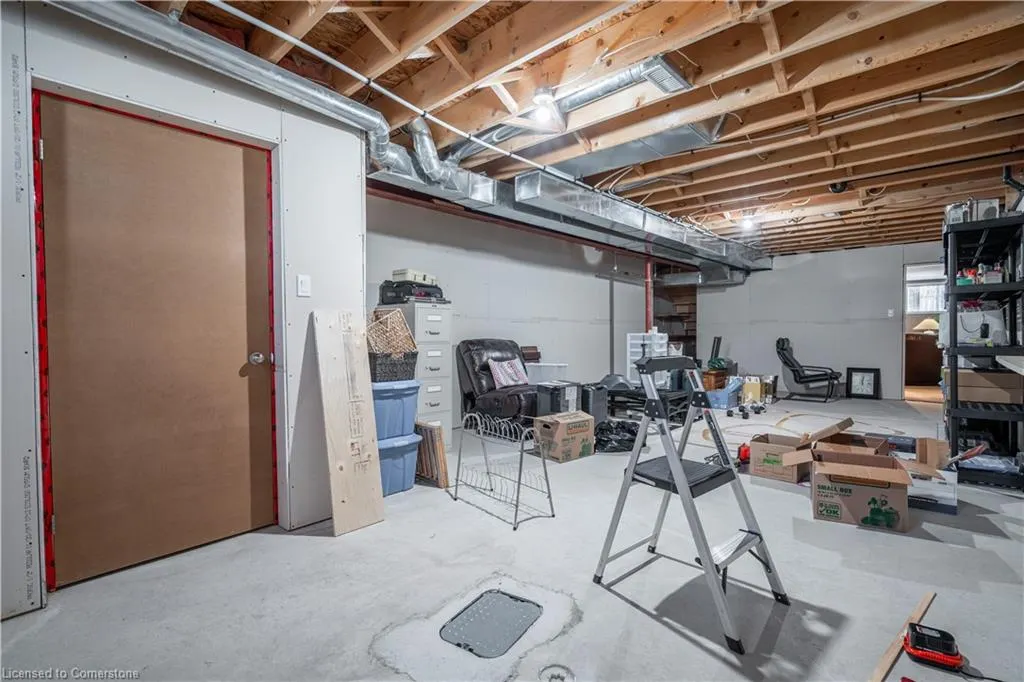 10 Greenbrook Drive, #10