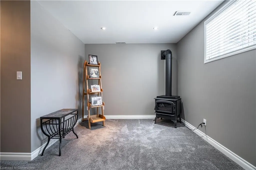10 Greenbrook Drive, #10