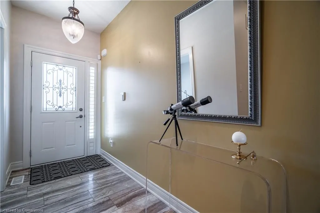 10 Greenbrook Drive, #10