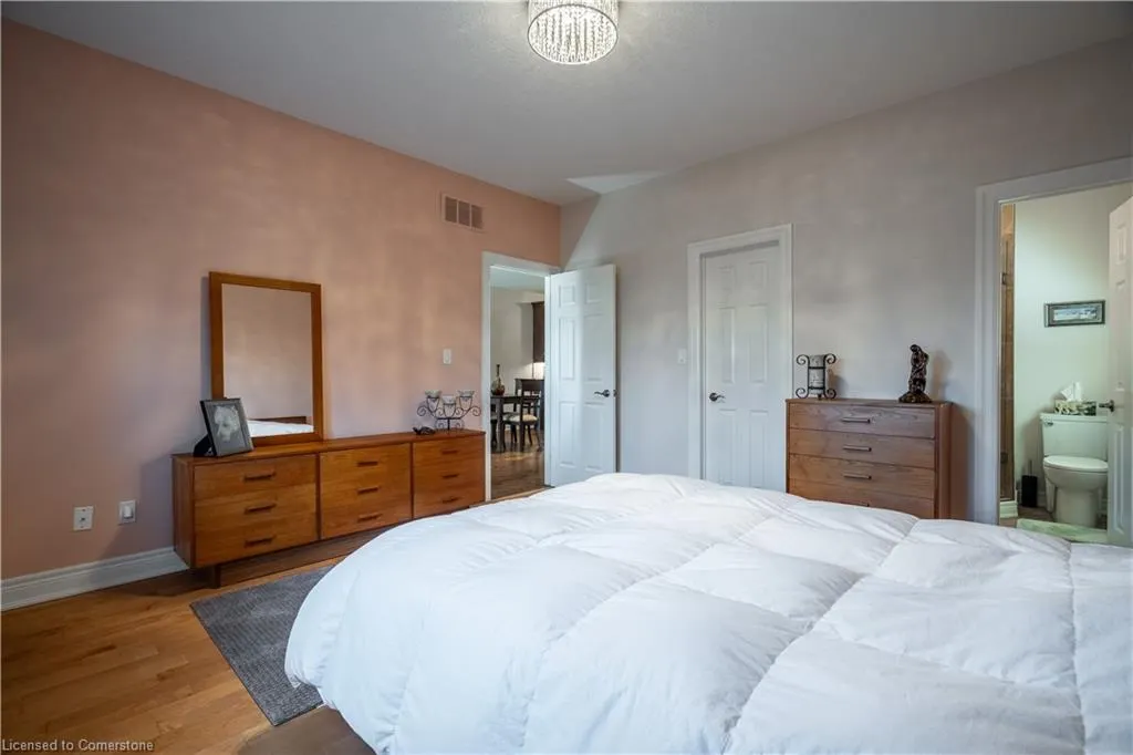 10 Greenbrook Drive, #10