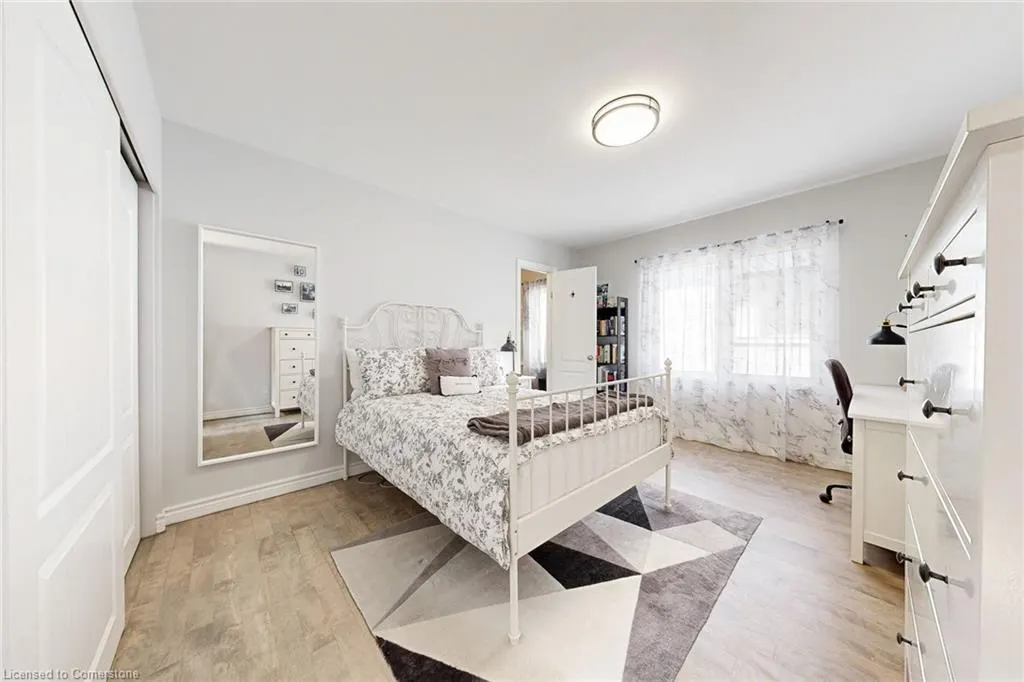 3205 Rolling Stone Court