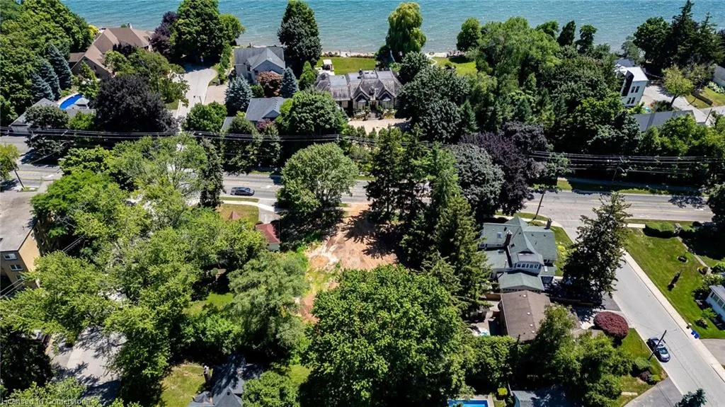 2381 Lakeshore Road
