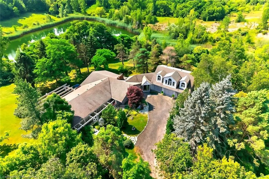 2360 8 Side Road