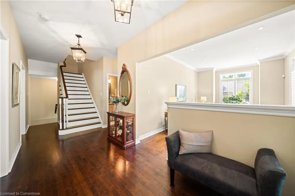 4165 Stonebridge Crescent