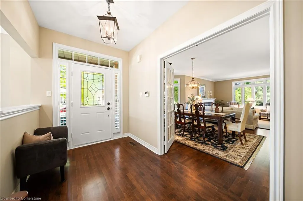 4165 Stonebridge Crescent