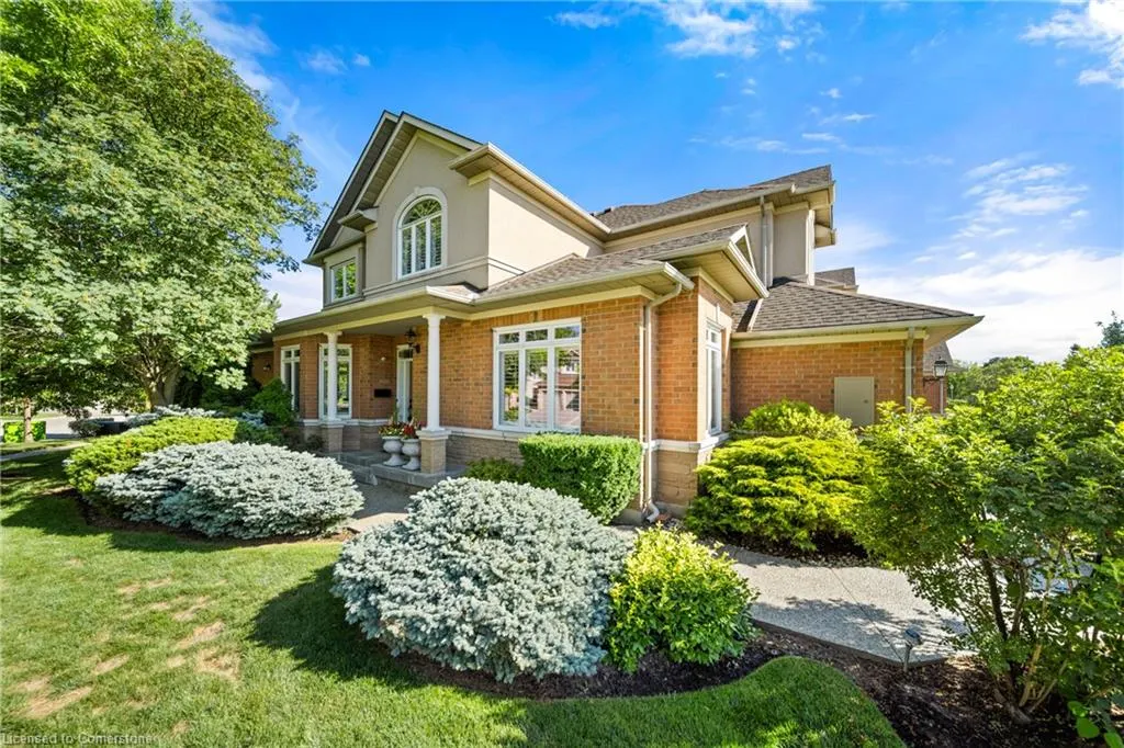 4165 Stonebridge Crescent