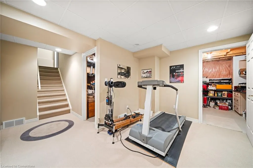 4165 Stonebridge Crescent
