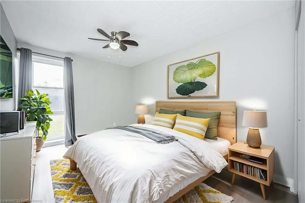 105 Conroy Crescent, #102