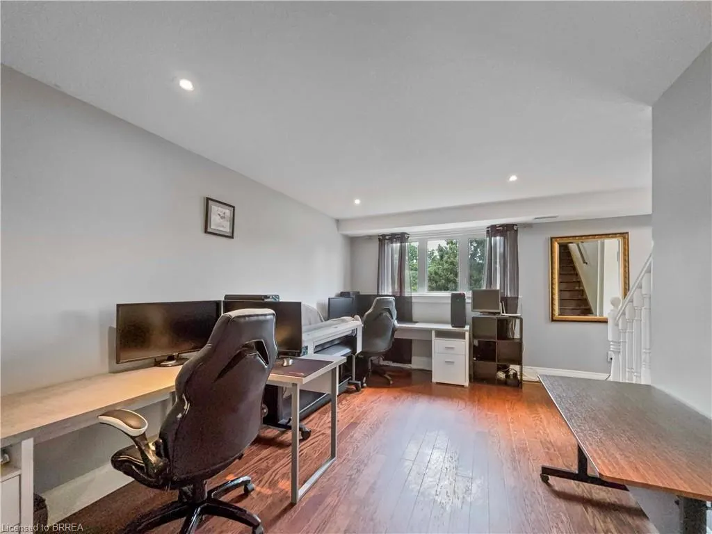 138 Cockshutt Road
