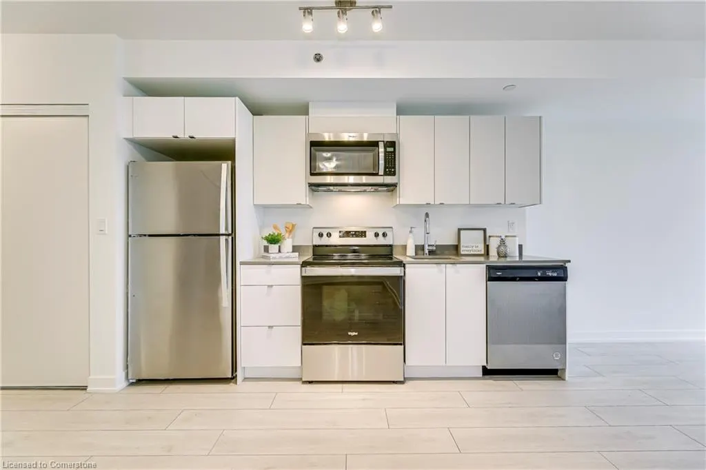 3210 Dakota Common Common, #A313