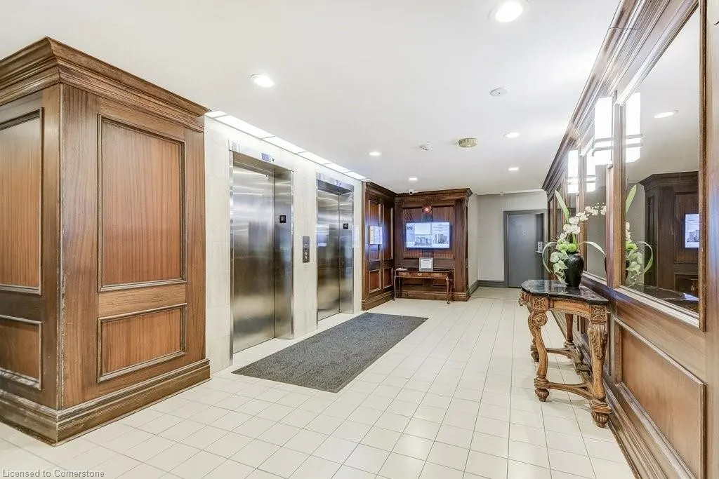1201 North Shore Boulevard E, #706