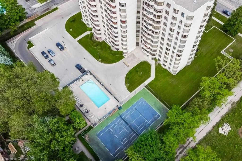 1201 North Shore Boulevard E, #706