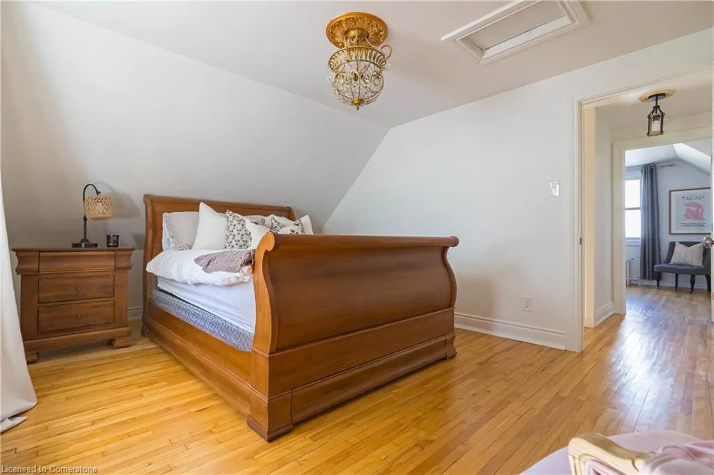 116 1st Street N