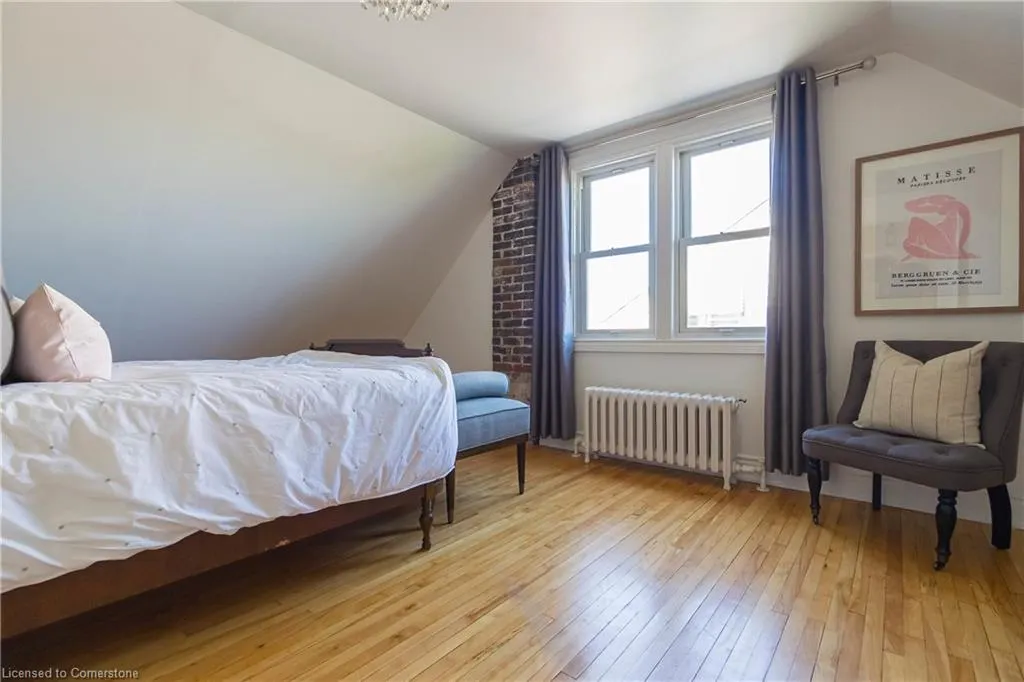 116 1st Street N