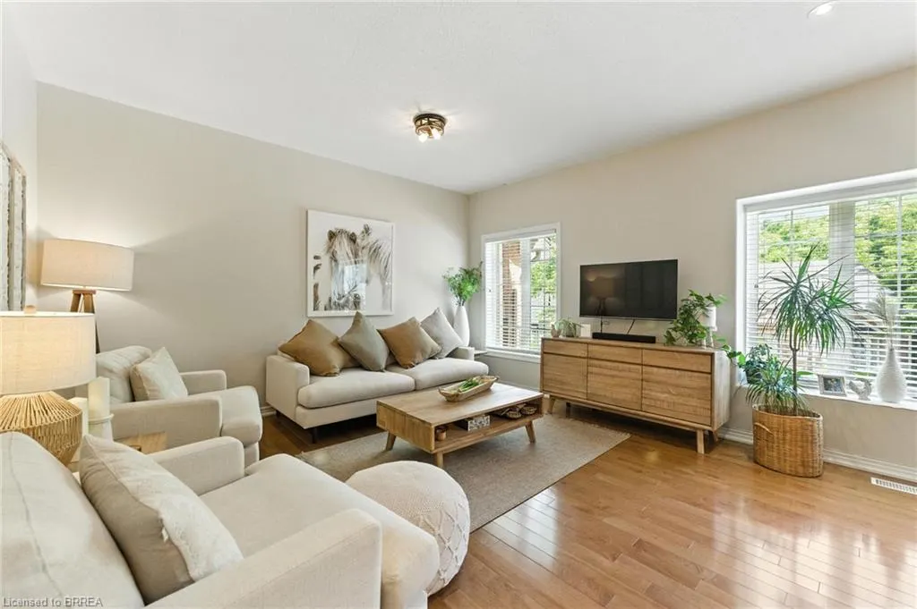 24 Hardy Road, #18