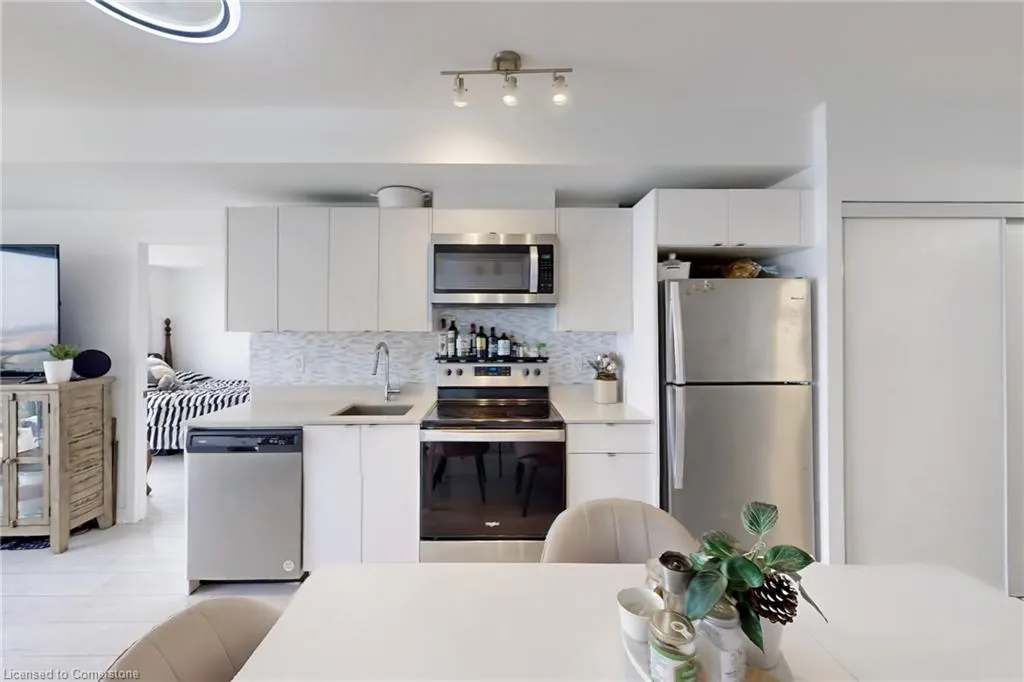 3210 Dakota Common Common, #A814