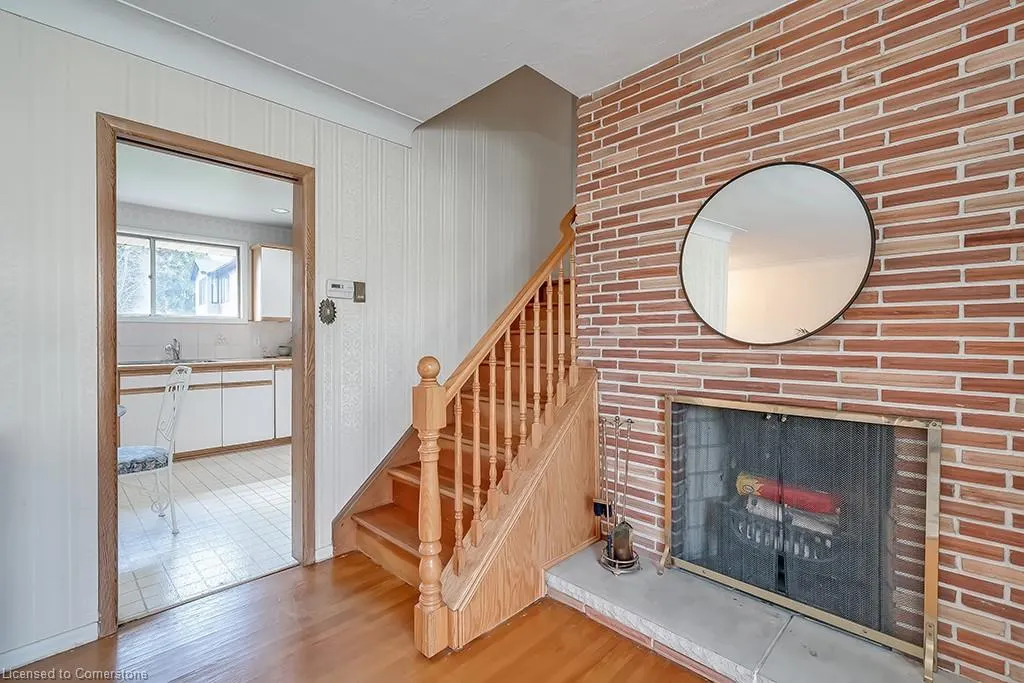 363 East Side Crescent