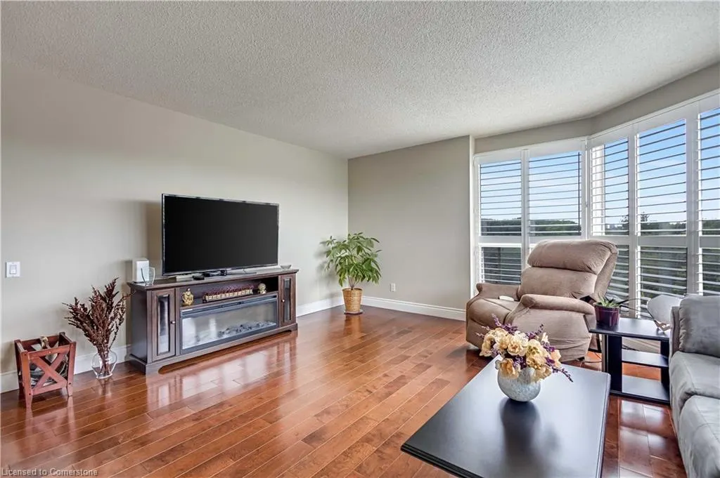 1800 The Collegeway Way, #704