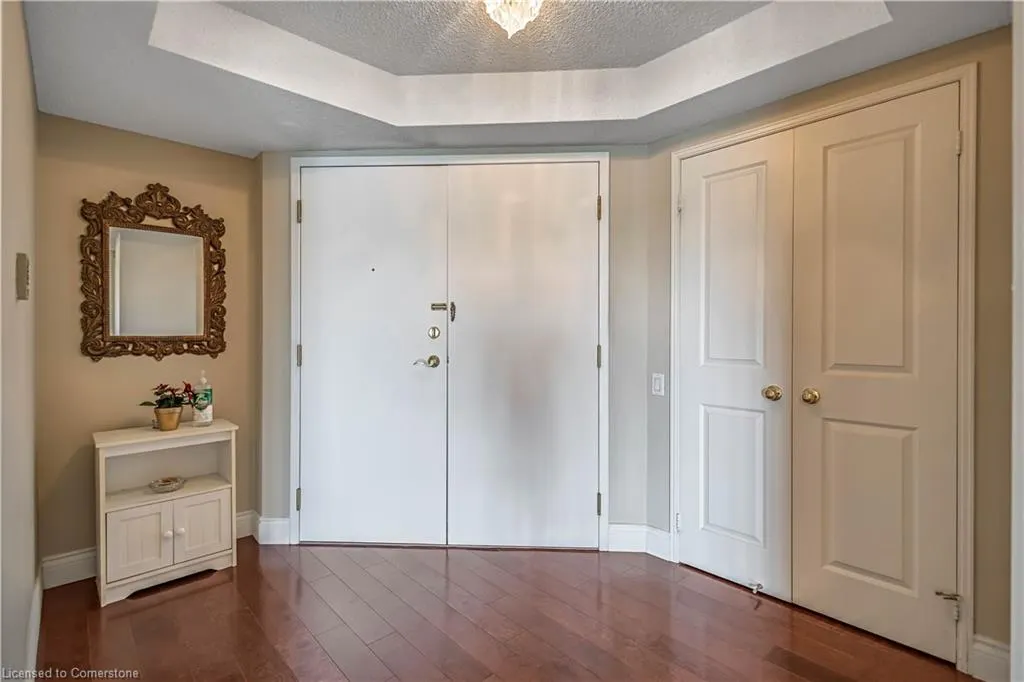 1800 The Collegeway Way, #704