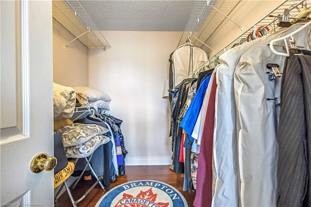1800 The Collegeway Way, #704