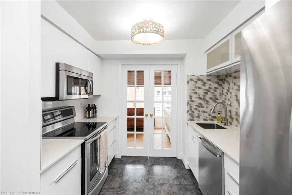 1276 Maple Crossing Boulevard, #1109