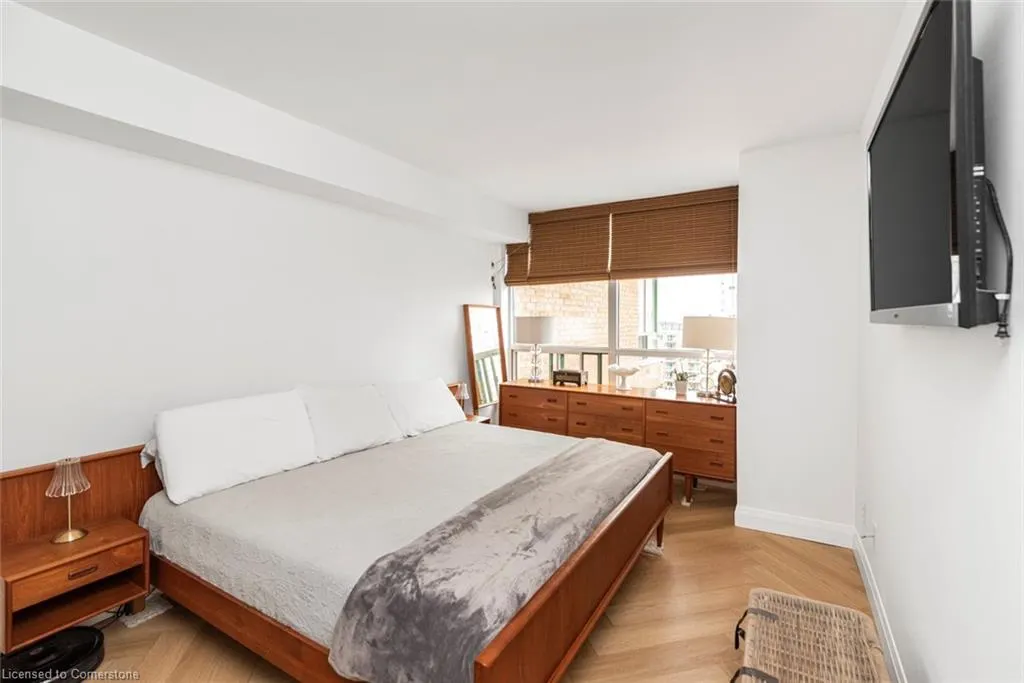 1276 Maple Crossing Boulevard, #1109