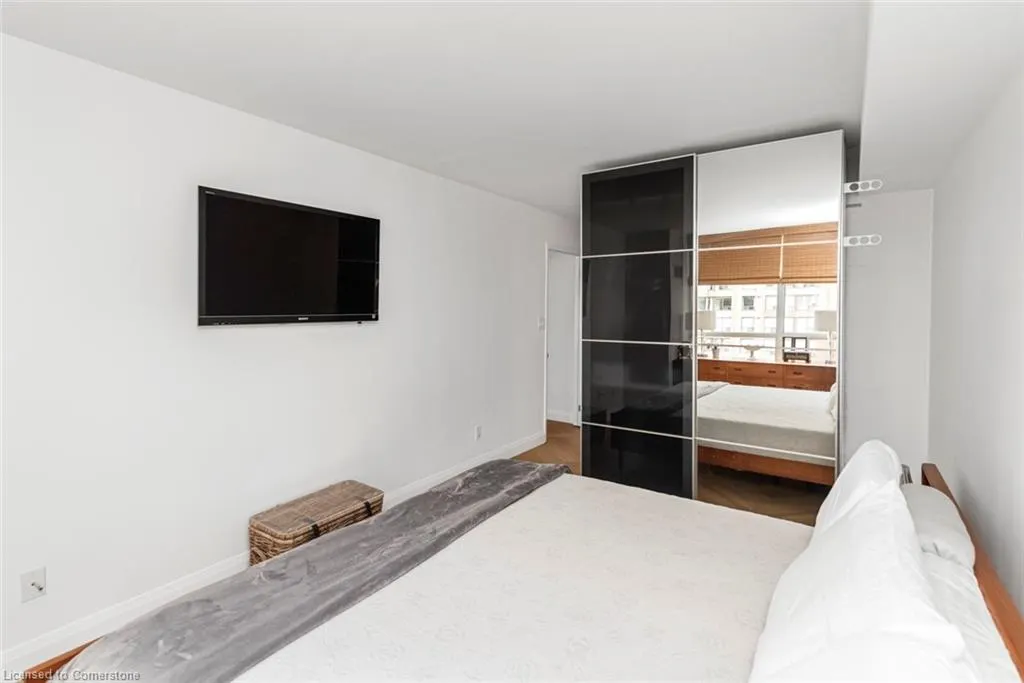 1276 Maple Crossing Boulevard, #1109