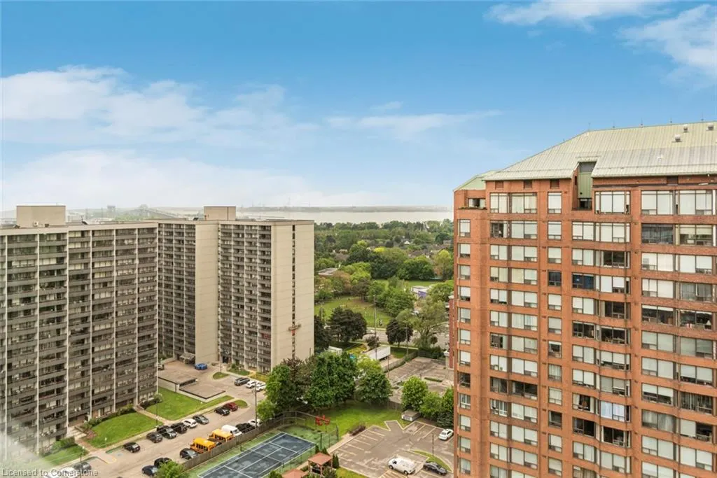 1276 Maple Crossing Boulevard, #1109