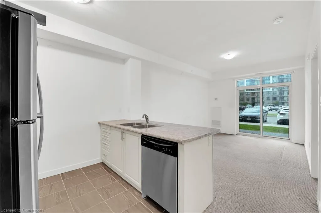 125 Shoreview Place, #103