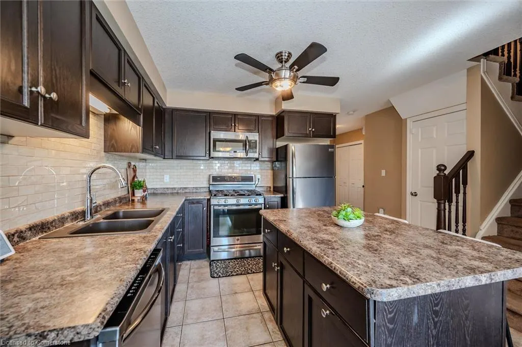 361 Arkell Road, #4