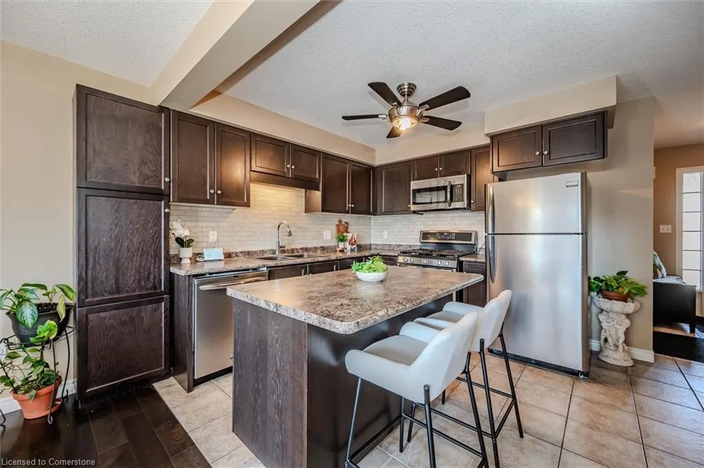 361 Arkell Road, #4