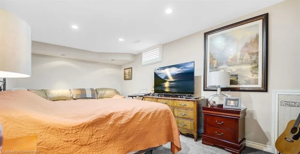 14 Thistledown Drive