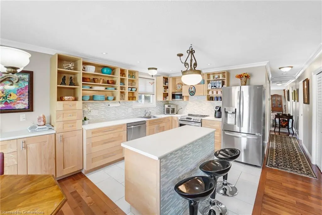 14 Thistledown Drive