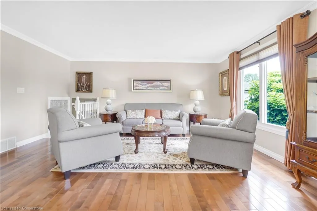 14 Thistledown Drive