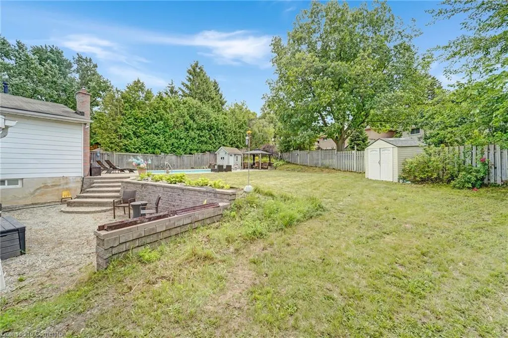 14 Thistledown Drive