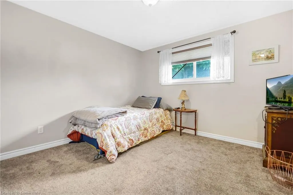 14 Thistledown Drive