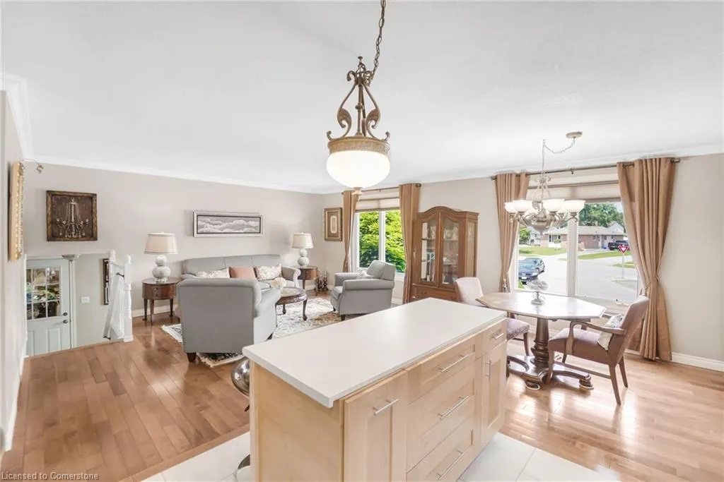 14 Thistledown Drive