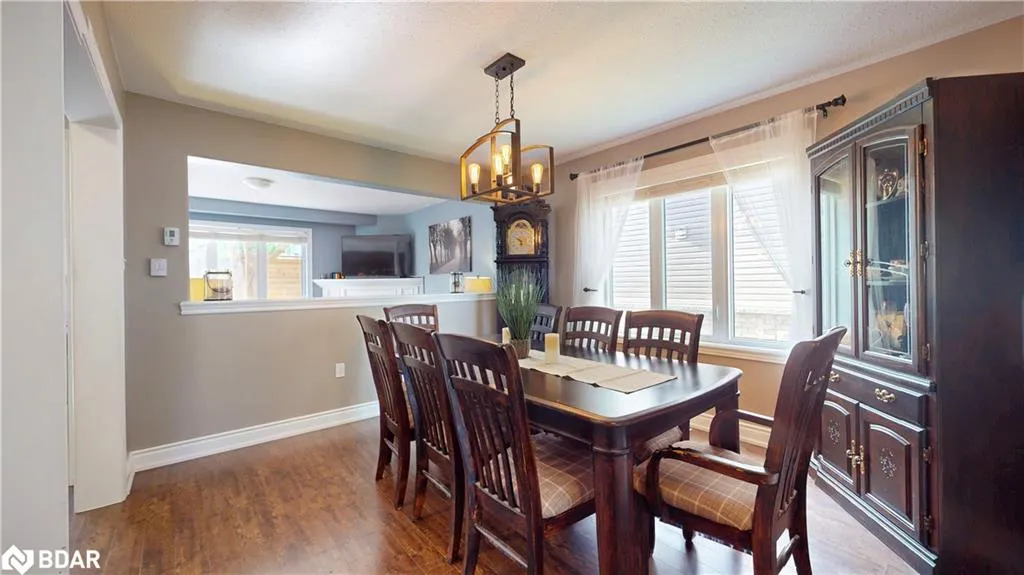 3086 Emperor Drive Drive