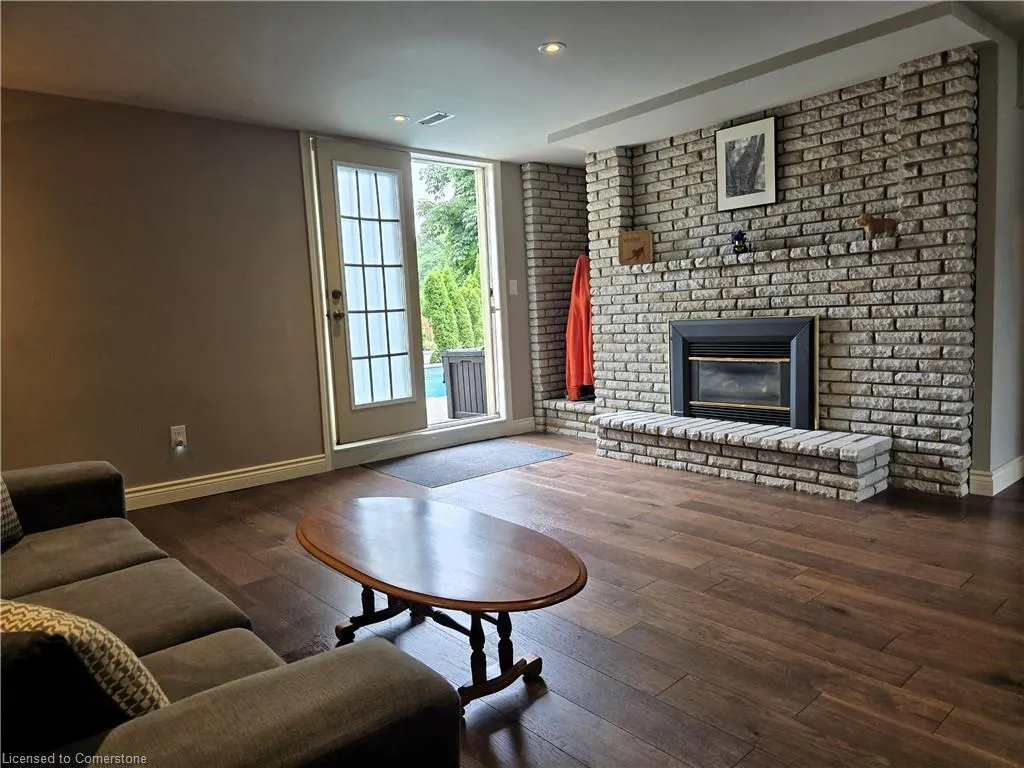 1264 Abbey Court