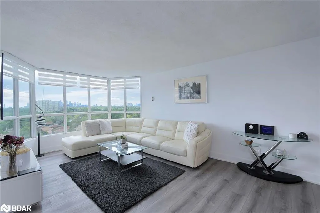 1333 Bloor Street, #805
