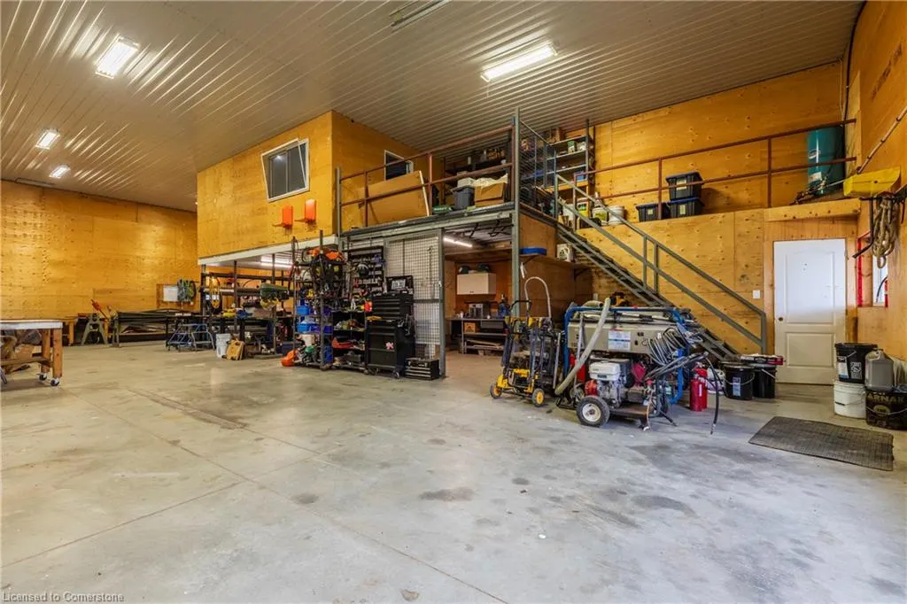 1506 6th Concession Rd Road W