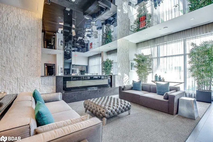 55 Speers Road, #1210
