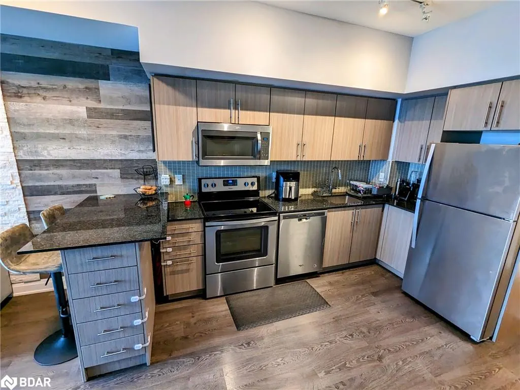 55 Speers Road, #1210