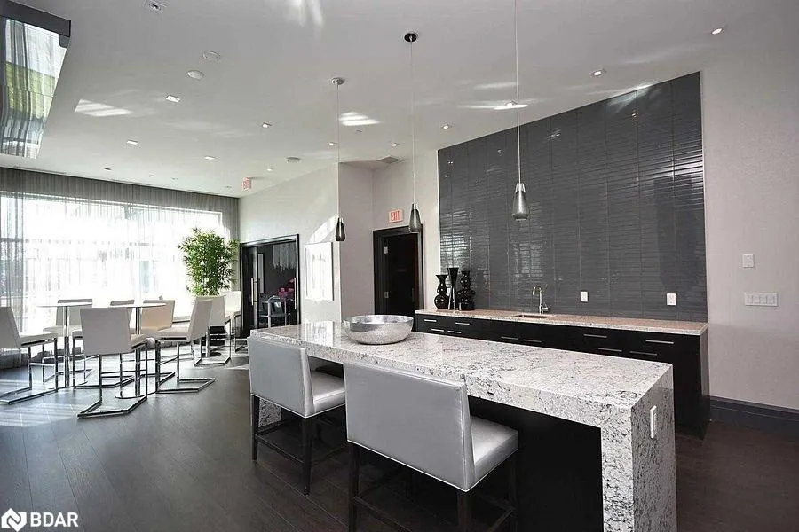 55 Speers Road, #1210