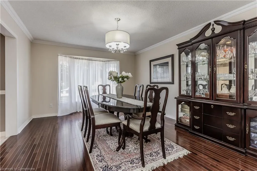 1352 Winterberry Drive