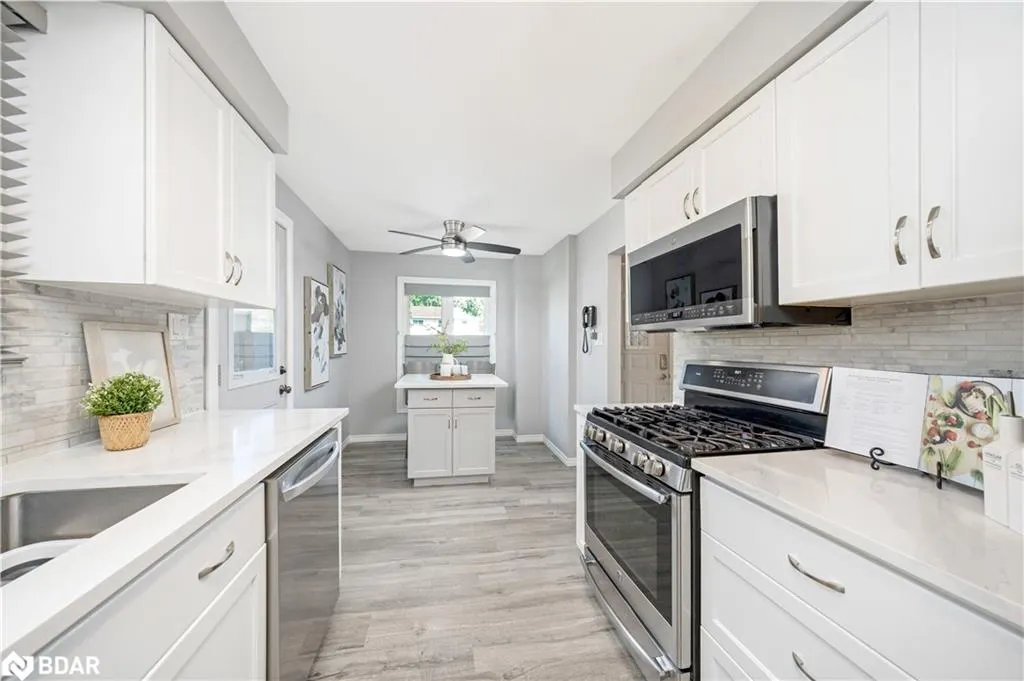 3104 Autumn Hill Crescent
