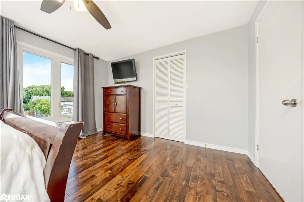 3104 Autumn Hill Crescent
