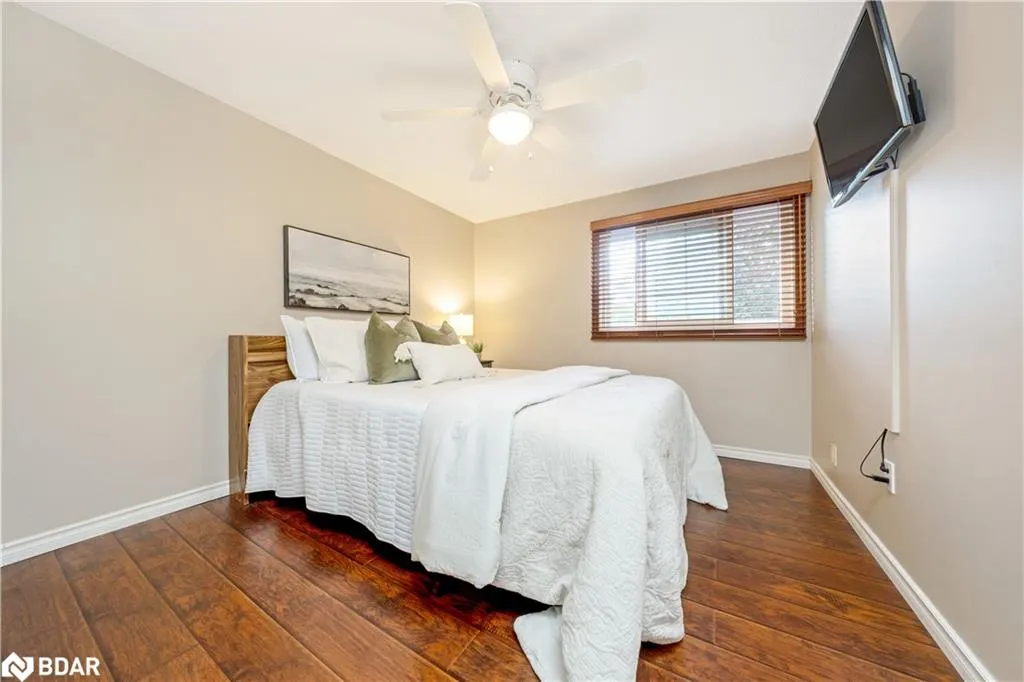 3104 Autumn Hill Crescent